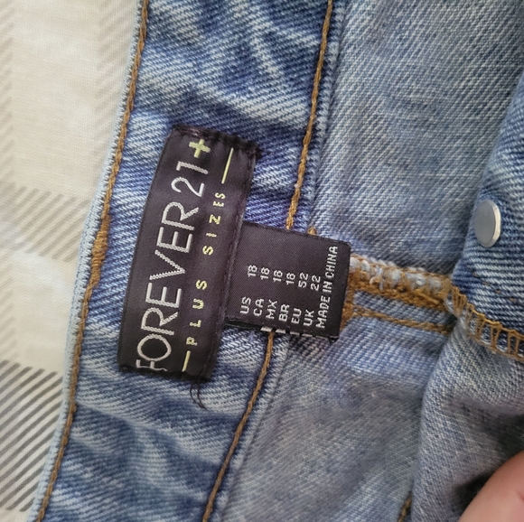 Plus Size Shorts - Picture 5 of 5